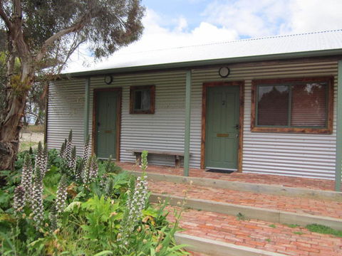 Willalooka Tavern - Accommodation QLD 0