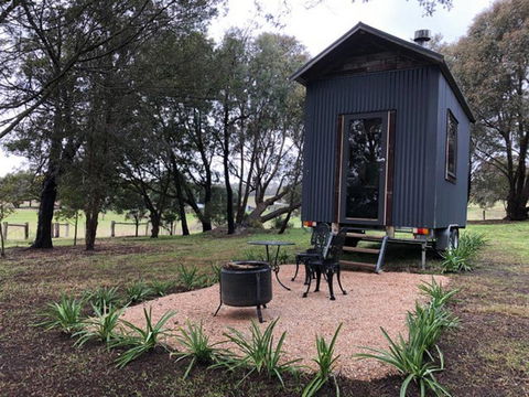 Willandra Tiny House - Accommodation QLD 0