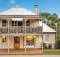 William Arnott Hotel - Accommodation QLD