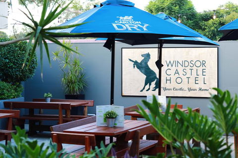 Windsor Castle Hotel - Accommodation QLD 3