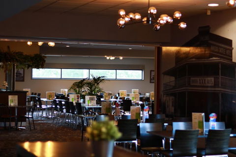 Windsor Castle Hotel - Accommodation QLD 2