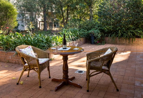 Wine Country Drive Guest House - Accommodation QLD 3