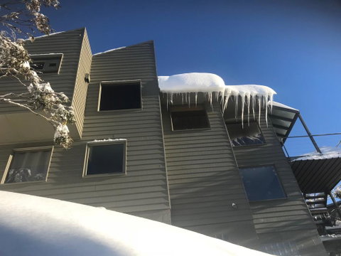 Winterbrook Chalet - Accommodation QLD 0