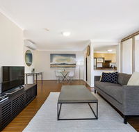 Woolloomooloo Modern Apartment 12BRK - Accommodation QLD