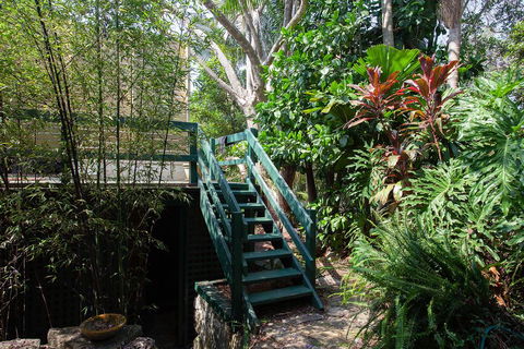 Woolwich Studio Bliss, Your Private Oasis By The Water - Accommodation QLD 1