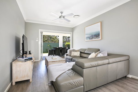 Wowly Waters - Pet Friendly - 1 Min Walk To Beach - Accommodation QLD 0