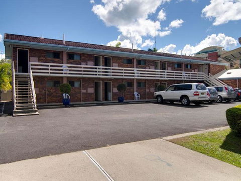 Wunpalm Motel & Holiday Cabins - Accommodation QLD 2