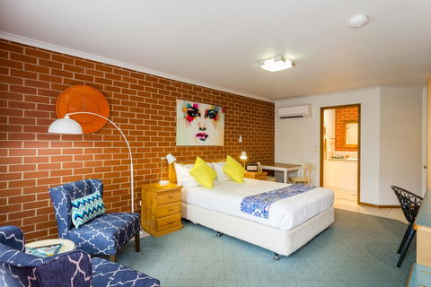 Yackandandah Motor Inn - Accommodation QLD 1