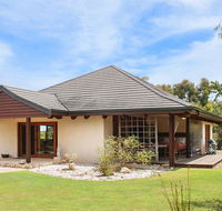 Yallingup Retreat - Accommodation QLD