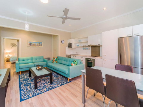 Yamba Daze - Sunset - Pet Friendly - Accommodation QLD 1