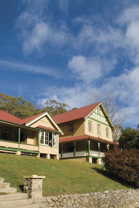 Yarrangobilly Caves House - Accommodation QLD 3