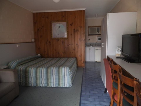 Yarragon Motel - Accommodation QLD 3