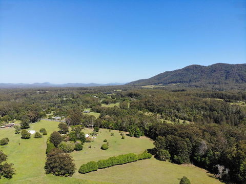 Yarrahapinni Homestead - Accommodation QLD 2