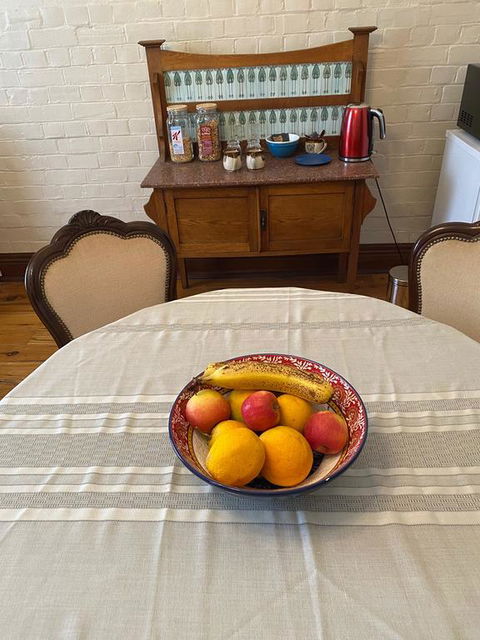 Yass Central B&B - Accommodation QLD 2