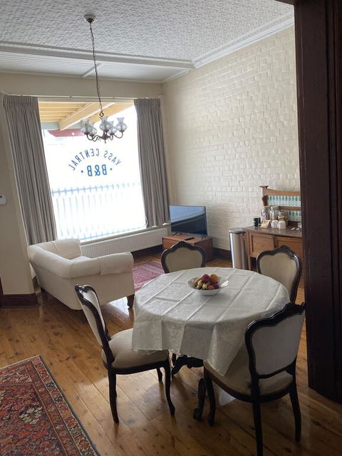 Yass Central B&B - Accommodation QLD 1