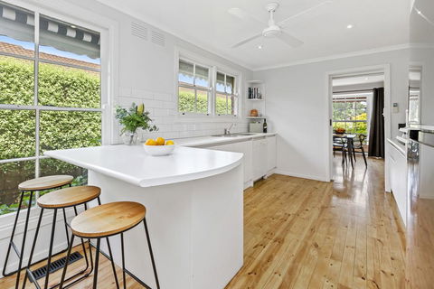 YIN-YANG - MOUNT ELIZA - Accommodation QLD 2