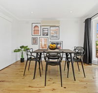 YIN-YANG - MOUNT ELIZA - Accommodation QLD