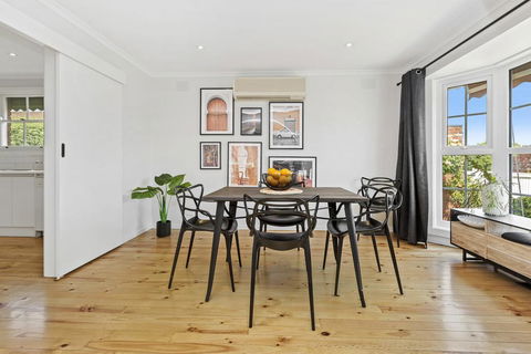 YIN-YANG - MOUNT ELIZA - Accommodation QLD 0