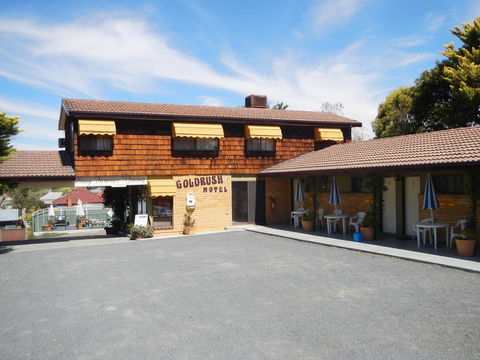 Young Goldrush Motel - Accommodation QLD 0