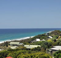 Your home from home with ocean views - Accommodation QLD