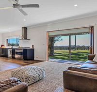 Your Luxury Escape - Paul's Farmhouse at Newrybar - Accommodation QLD