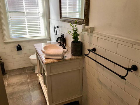 YSG The Edward Townhouse 153 - Walk To Town - Accommodation QLD 3