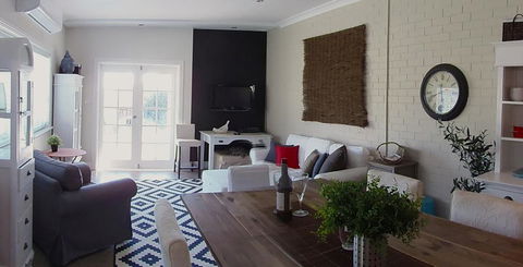 YSG The Edward Townhouse 155 - Steps To Town - Accommodation QLD 1