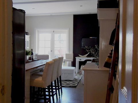 YSG The Edward Townhouse 155 - Steps To Town - Accommodation QLD 2