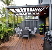 Zen  Culburra - Pet Friendly - 8 Mins to Beach - Accommodation QLD