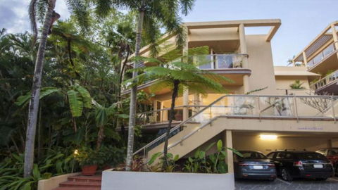 1 The Hill Apartments Port Douglas - Accommodation QLD 1