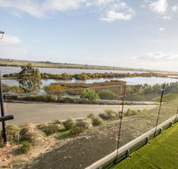 Serenity and sweeping Murray River views - Accommodation QLD