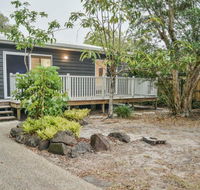 Currimundi Beach House - 1min to Currimundi Lake  Beach - Accommodation QLD
