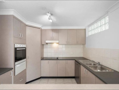 A 3 Bedders Close To Everything - Accommodation QLD 3