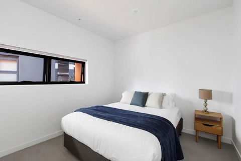 A 3BR Apt Next To Melbourne Zoo FREE Parking - Accommodation QLD 4