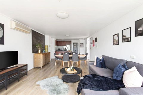 A 3BR Apt Next To Southern Cross FREE Parking - Accommodation QLD 2