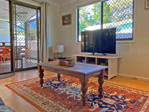 A AMITY BEACH BABY - Accommodation QLD 4