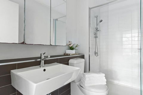 A Central Apt Right Next To Southern Cross - Accommodation QLD 4