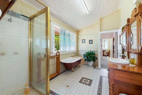 A Charming Queenslander - Accommodation QLD 3