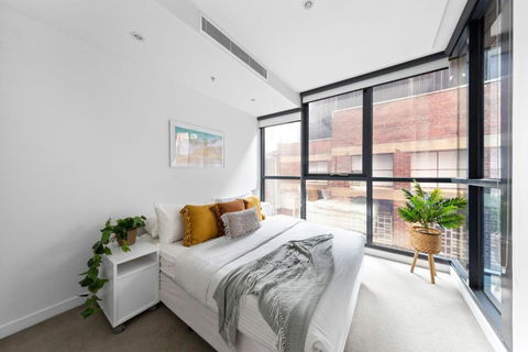 A Chic & Comfy 2BR Apt Near Federation Square - Accommodation QLD 0