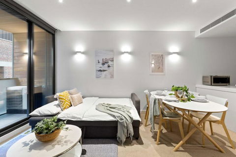 A Chic & Comfy 2BR Apt Near Federation Square - Accommodation QLD 1