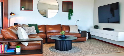 A La Plage Beach House - Accommodation QLD 4