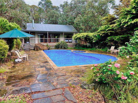 A Lovely Pool House In Forest - Accommodation QLD 0