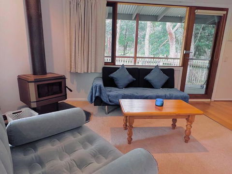 A Lovely Pool House In Forest - Accommodation QLD 4