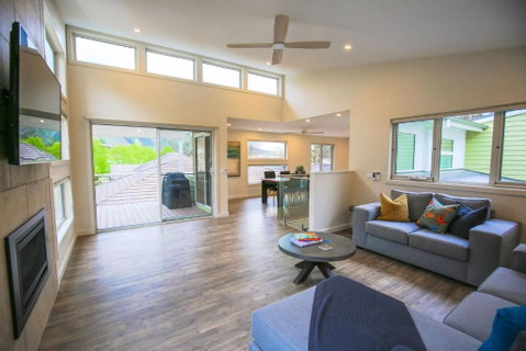 A Pear Tree Loft - Accommodation QLD 4