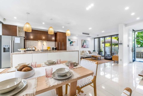 Absolute By Khove - Accommodation QLD 1