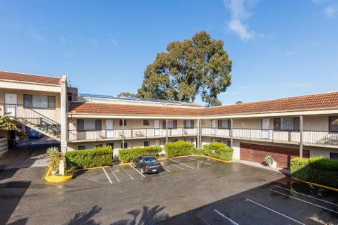 Adelaide Granada Motor Inn - Accommodation QLD 3