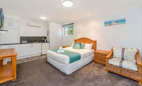 Adrift Apartments - Accommodation QLD 4
