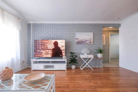 Affordable Gold Coast Holiday! - Accommodation QLD 4