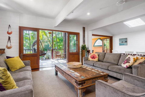 A Perfect Stay - Longhouse - Accommodation QLD 1