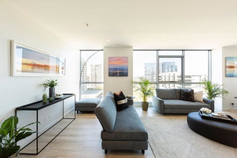 Accommodate Canberra - Metropolitan 70 - Accommodation QLD 2